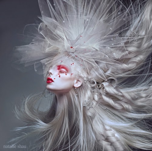 30-Natalie-Shau-Surreal-Photographs-and-Illustrations-www-designstack-co