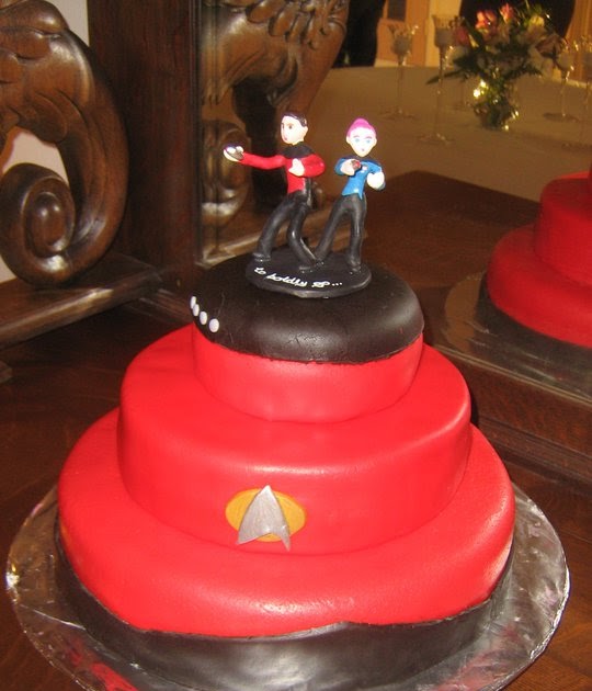 Black Marshmallow Fondant Badass and Tasty Bake Your Face Off!