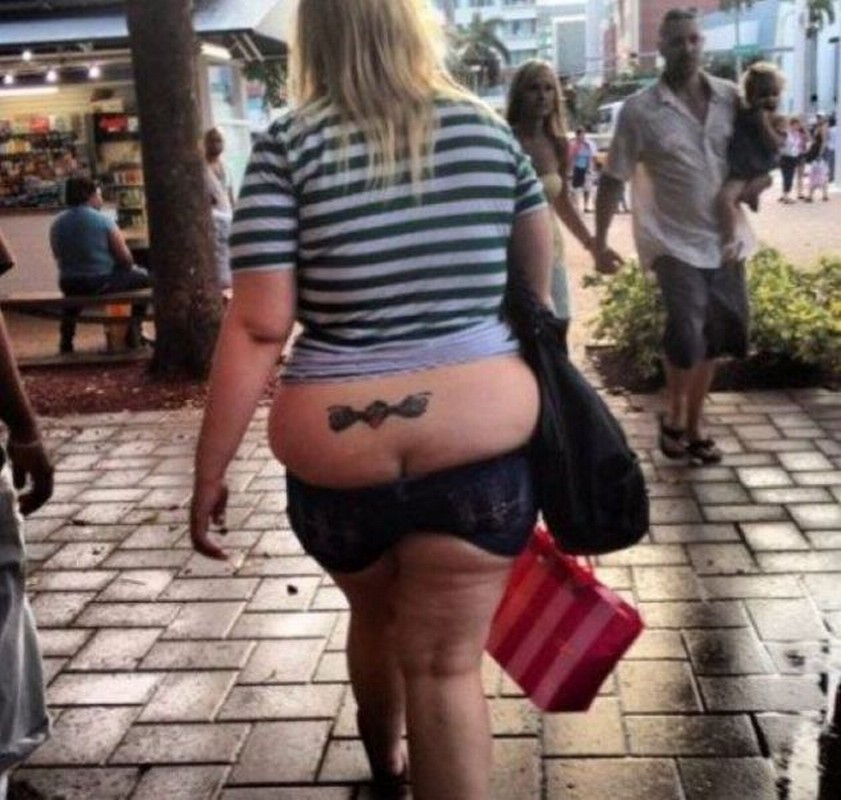 Fat tatooed babysitter anal