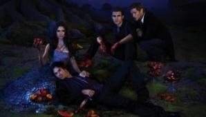 http://3.bp.blogspot.com/-uDy5_Jdt_1k/TqMJl5FABaI/AAAAAAAACN0/BywZ8yA5pRE/s1600/The-Vampire-Diaries-Season-3.jpg