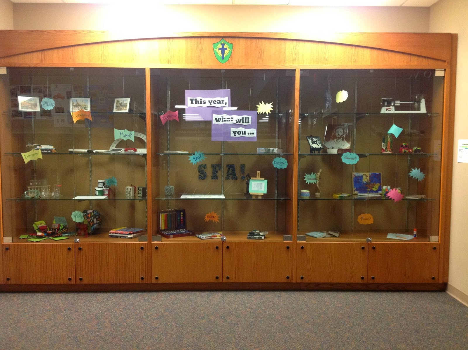 Miss Arty Pants: Beginning of the Year Display Case