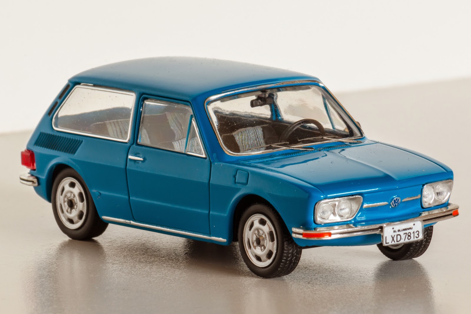 MiniAutoHobby Volkswagen Brasilia