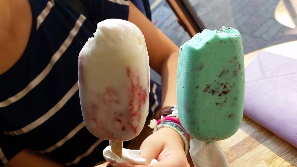 Dwaeji In Seoul Molly's Pops, Hongdae