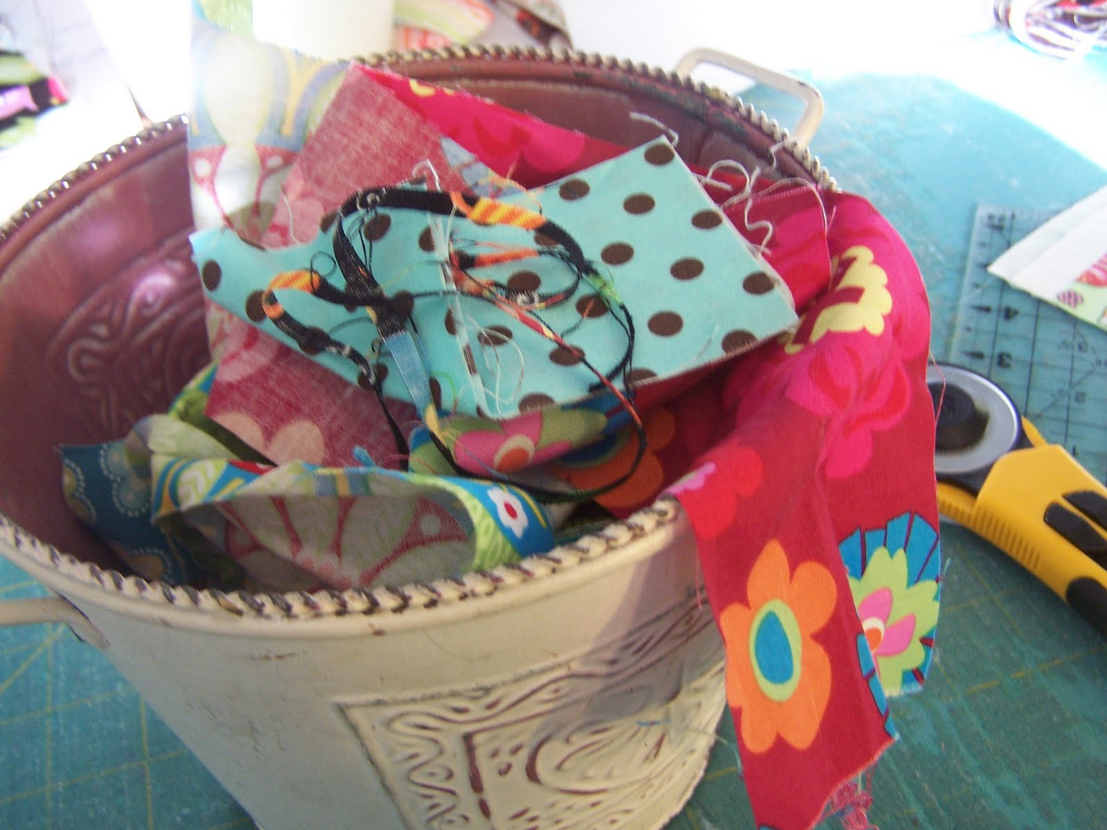 Midnight Creations Sewing Room Trash Buckets