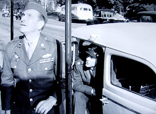 lives years locations film 1946 dana andrews fredric returns march car