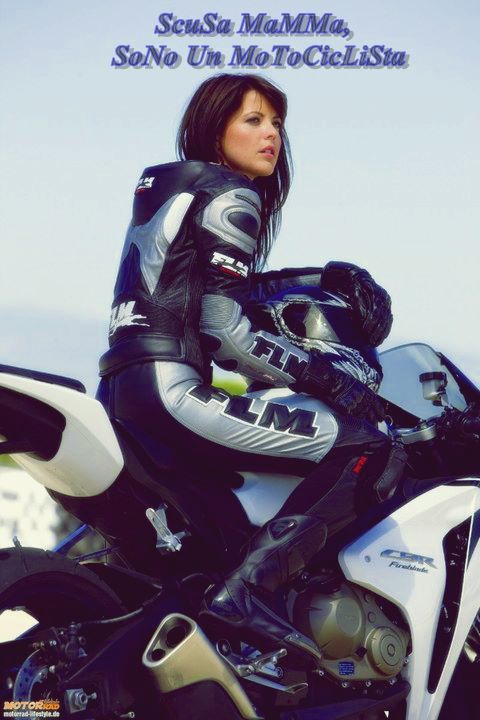 Montor Edan 2012 Women Riders With Motorcycles Images Montor Edan 2012 Women Riders With Motorcycles Images