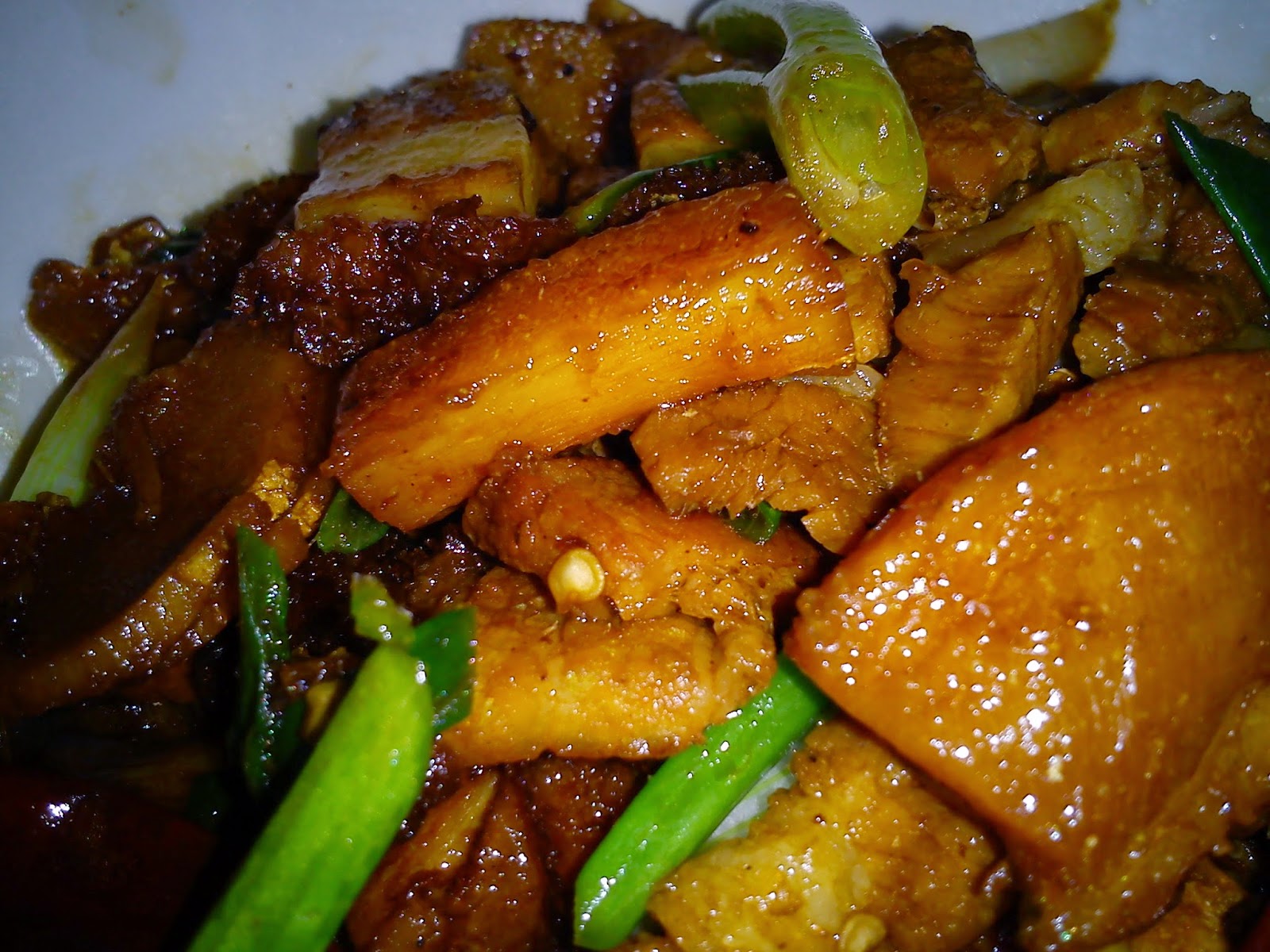 Cooking Pleasure Braised Salted Fish with Roasted Pork