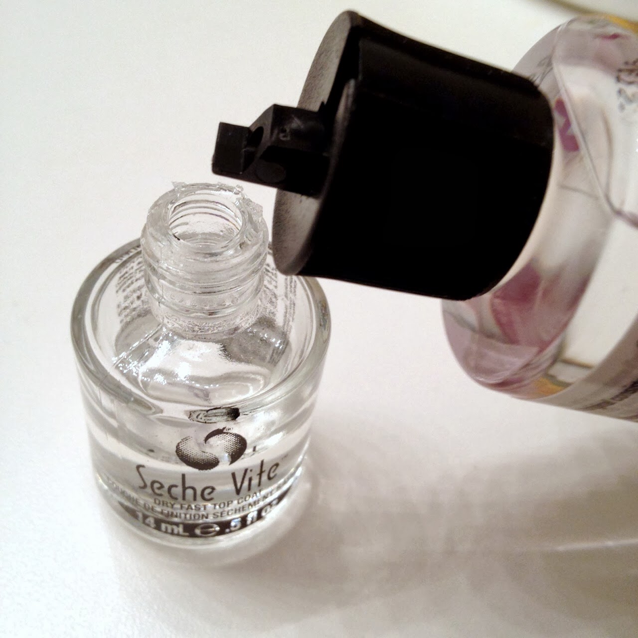 erisaxo How To Beauty Secrets Nail Polish Thinner for Seche Vite + review