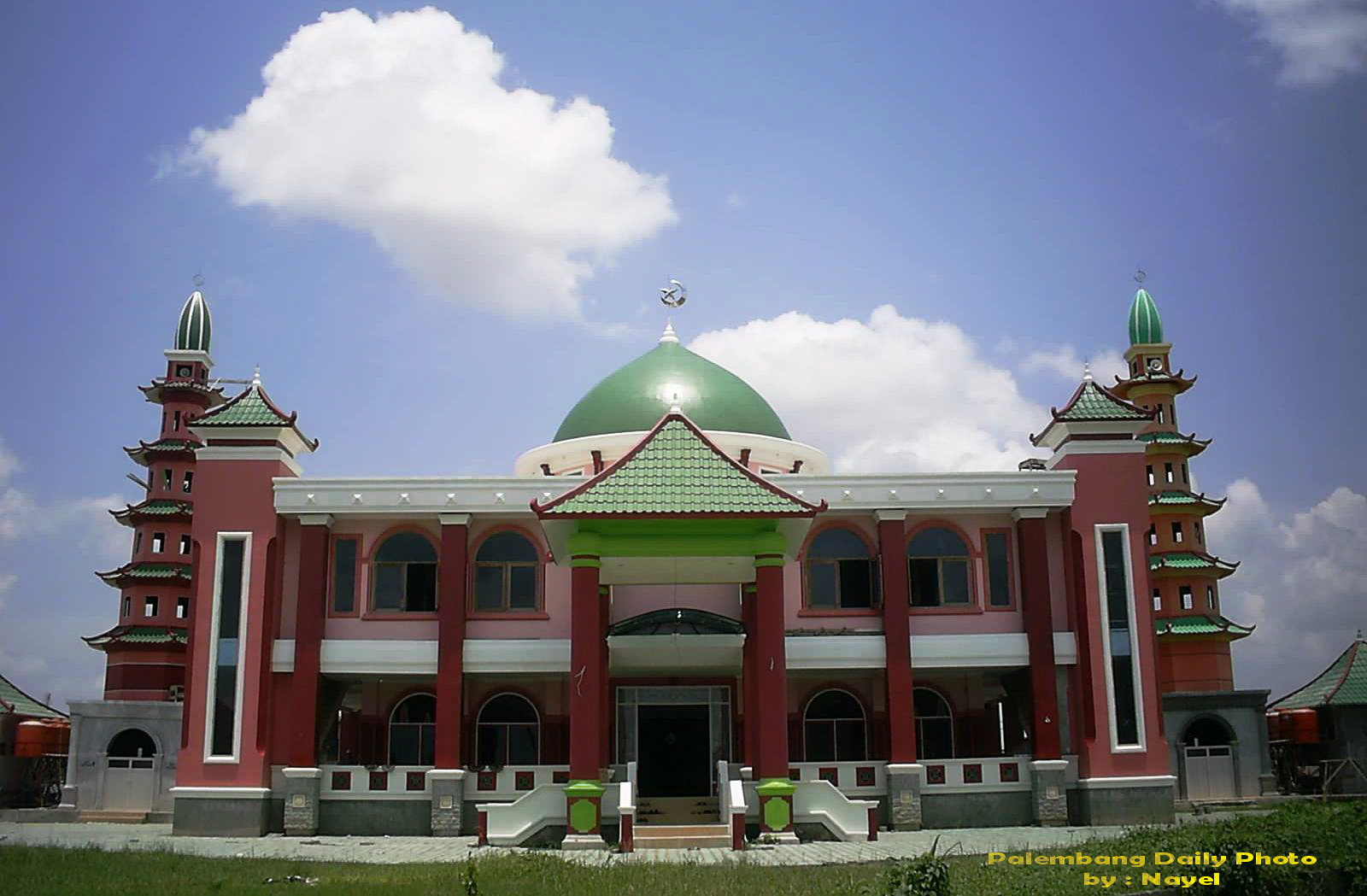 Masjid-masjid Indah di Indonesia