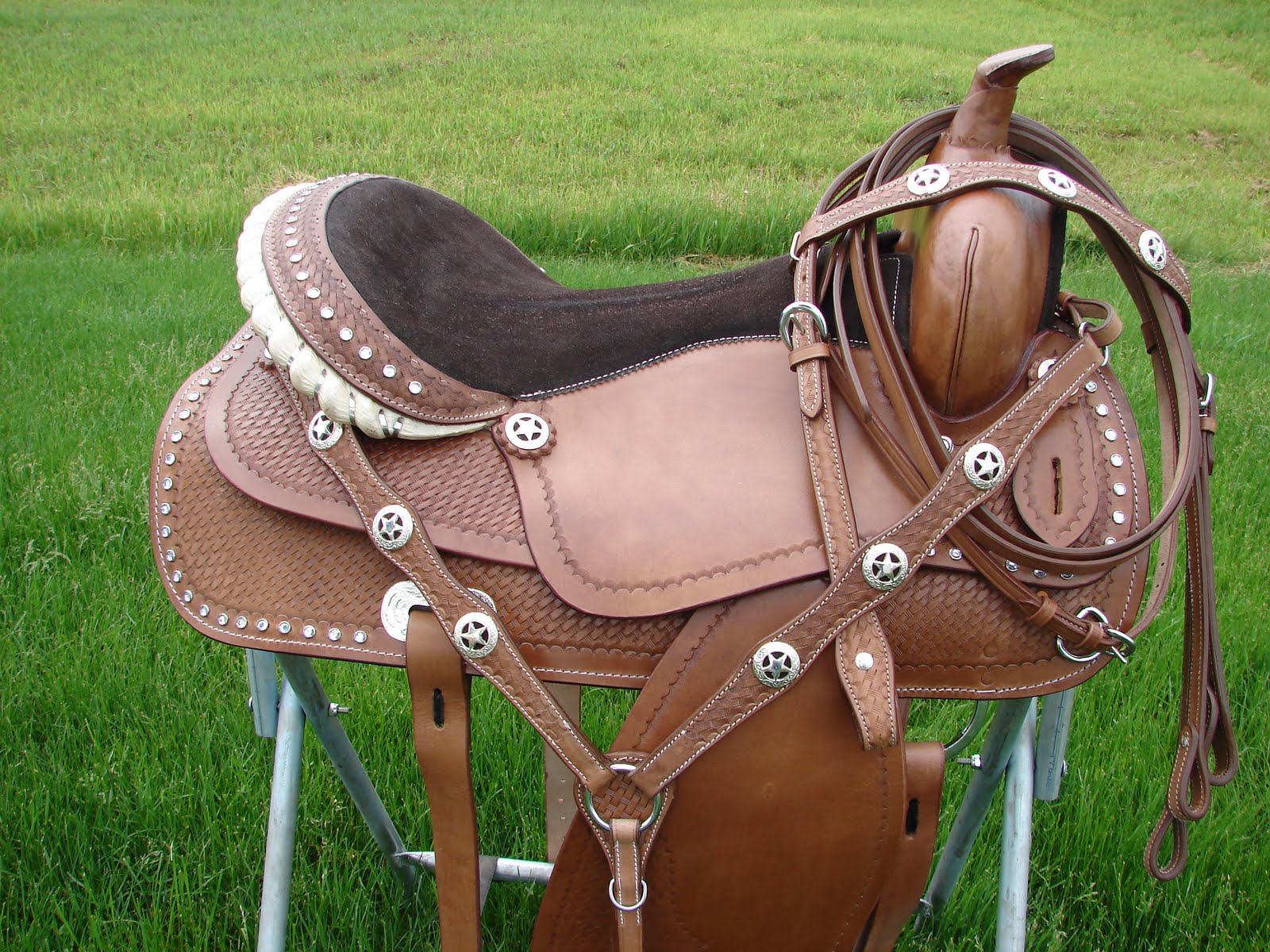 English , Western. Horse. Pony .Mini Saddles and Tack for Sale 15", 16