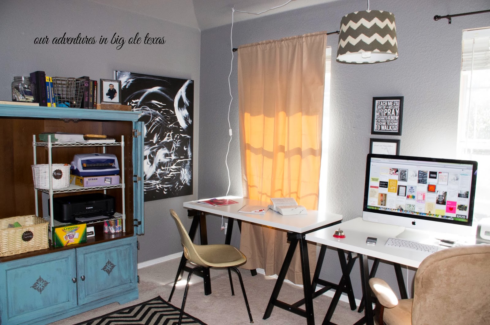 How I Turned a Bedroom into A Classroom {Home School Project} Simple