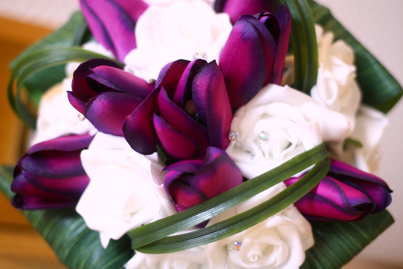 Wedding Flowers with Silk Blooms Get Lippie