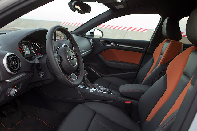 салон нового Audi A3 Sportback 2014