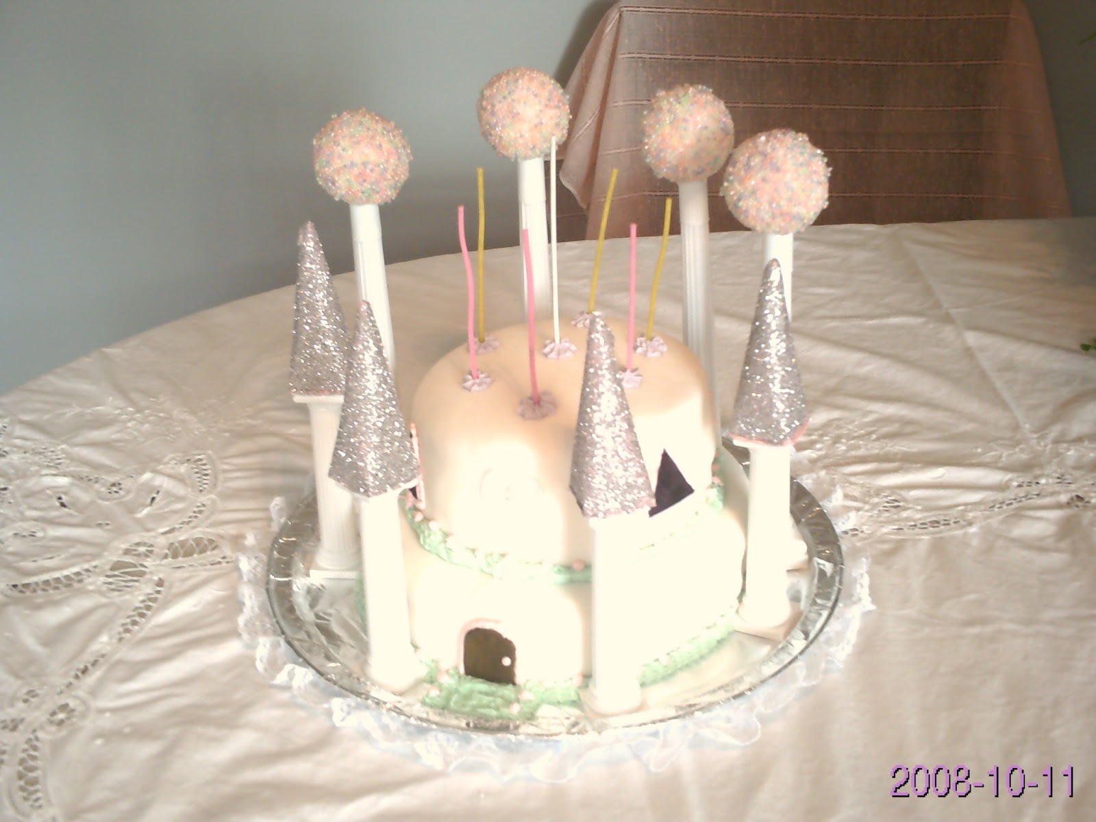 Family Kreationz: Ladybug s 7th Birthday Cake