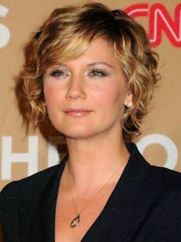 2015 Short Curly Hair Styles For Round Faces