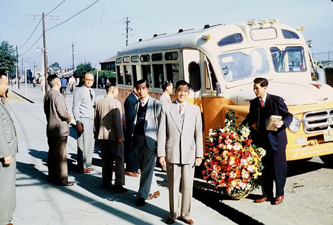 1960/1958年新竹客家婦女真實從事農務/新竹市光復路牛