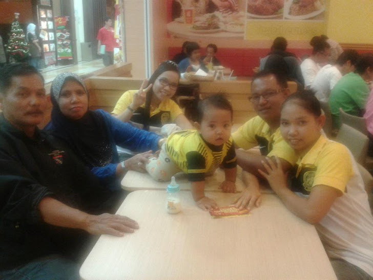 family ceria :)