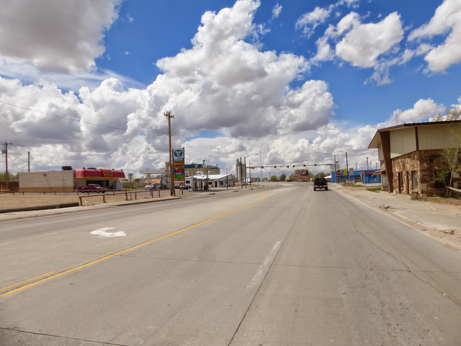 seniors walking across america POST 1296; APRIL 20, 2014; TEXHOMA