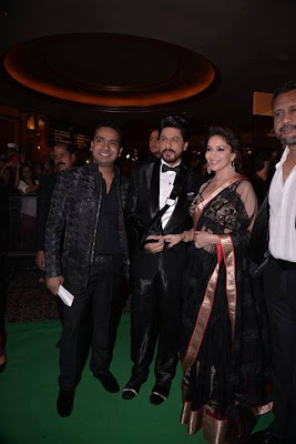 SRK and Deepika promote Chennai Express at IIFA 2013  