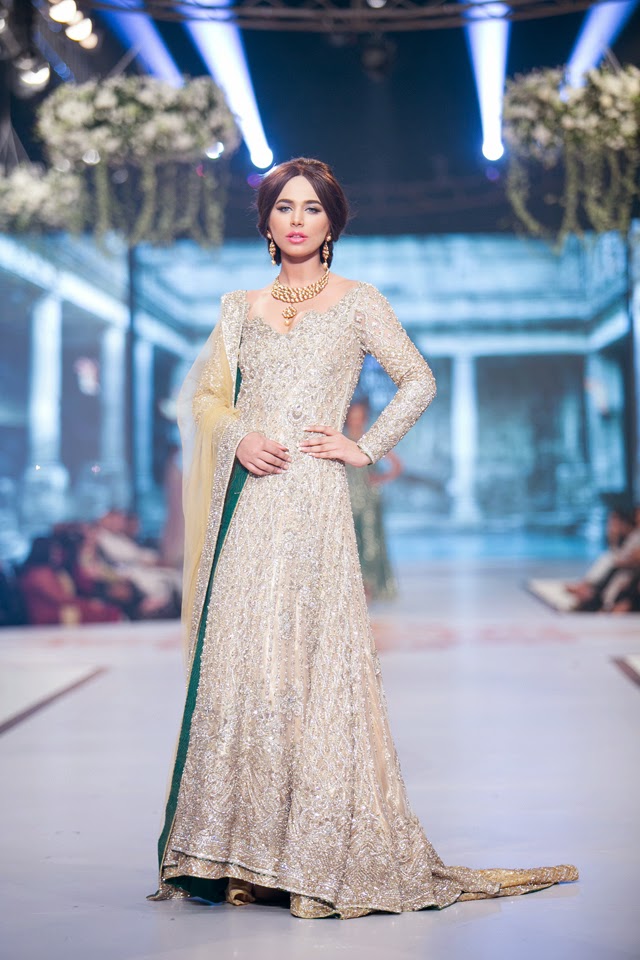 Pakistani Fashion Collection Online Faraz Manan Bridal Collection At Pantene Bridal Couture Week 2014 If you are getting married in spring or summer season then faraz manan outfits are specially designed for these seasons. pakistani fashion collection online faraz manan bridal collection at pantene bridal couture week 2014