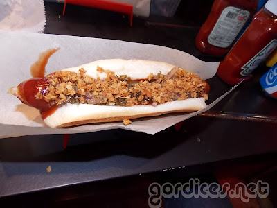 hotdog gourmet