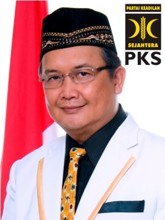 KH. AUS HIDAYAT NUR