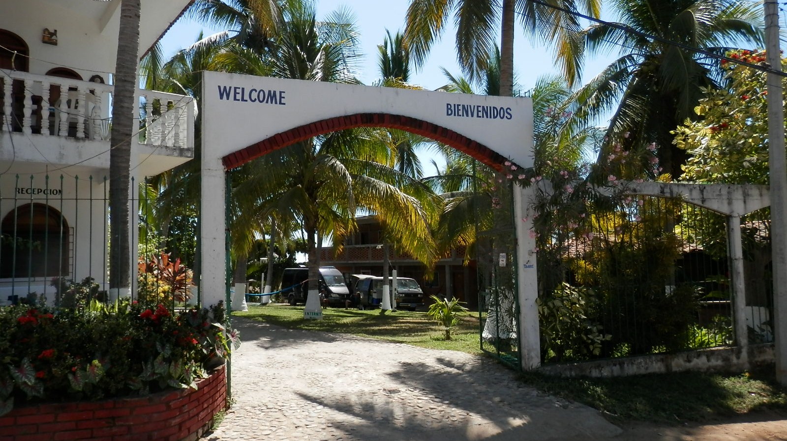 Travel with Kevin and Ruth! RV Parks in Puerto Escondido