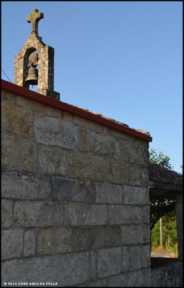 XOAN ARCO DA VELLA CAPILLA DE SANTA EUFEMIA SAN AMARO