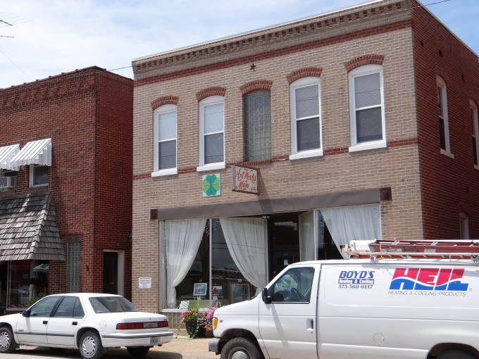 Walkabout With Wheels Blog A Walk Around Downtown Owensville, Missouri