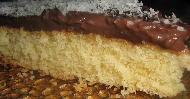 PUDİNGLİ NIŞASTALI KEK ISLAK KEK TARİFLERİ