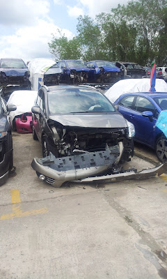 Brunei Er34 Blogspot Com Accident In A Peugeot 5008 Pt 3