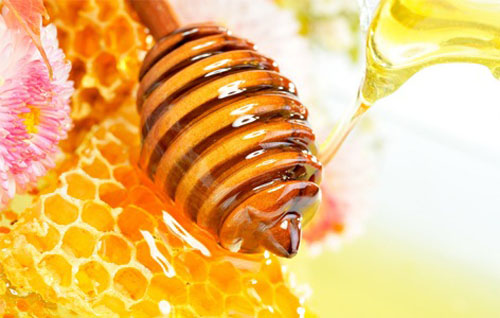 Tự làm mặt nạ collagen: Mặt nạ từ mật ong