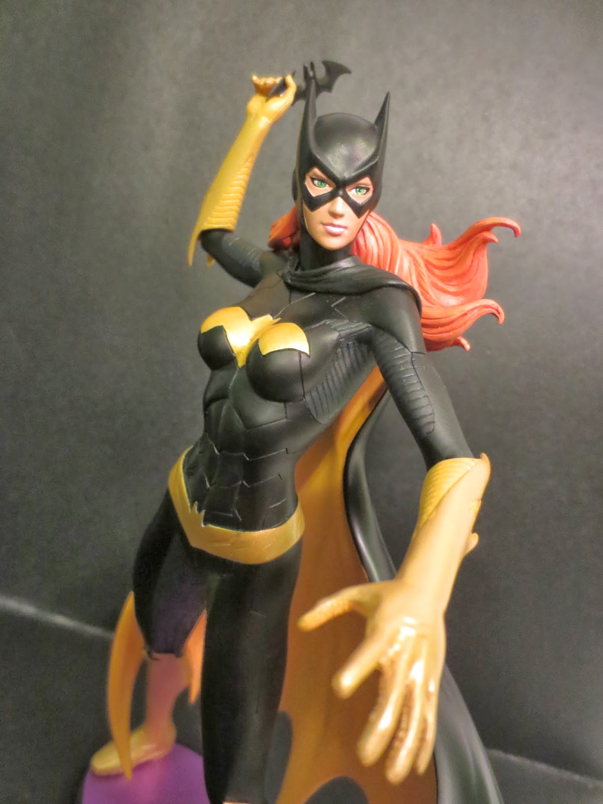 A New Batgirl Review: Batgirl from DC Comics Cover Girls from DC Collectibl...
