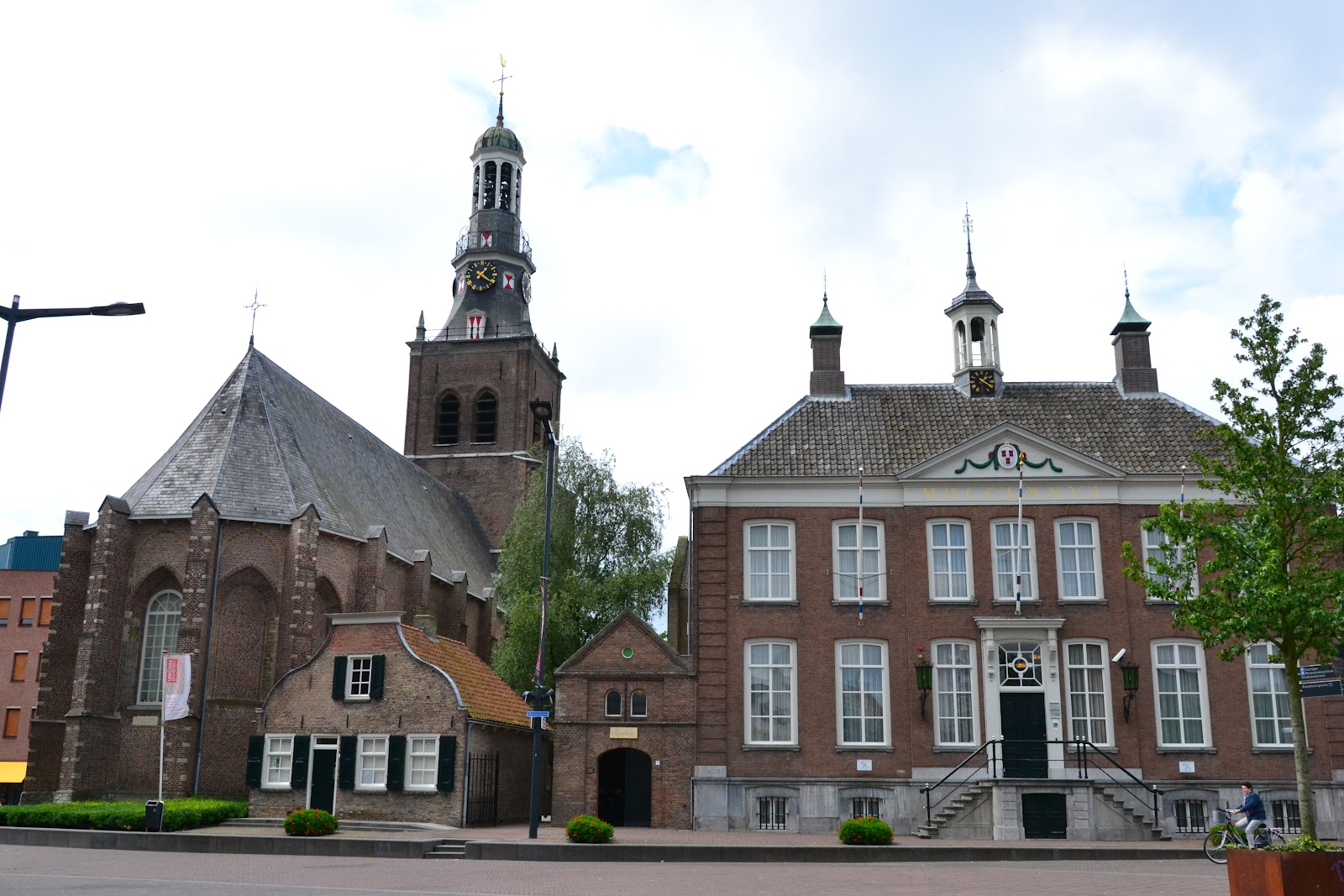 zwerfleeuwen TWEE DAGEN ETTEN LEUR