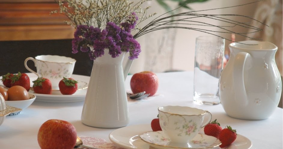 A Creative Project: White Breakfast table decor