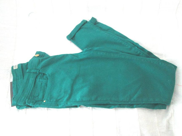 calças cor esmeralda calças,zara,calças coloridas