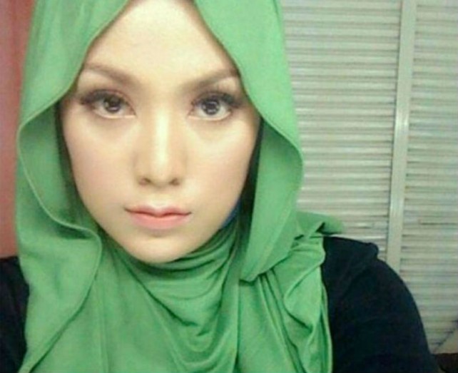 Fesyen Tudung Shila Hamzah Yang Stylo