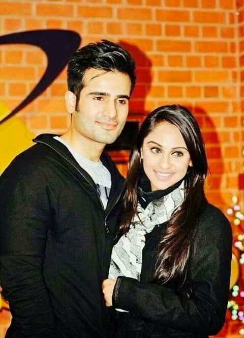 Topcelebs Hot And Sexy: Karan Tacker & Krystle Dsouza HD Wallpapers