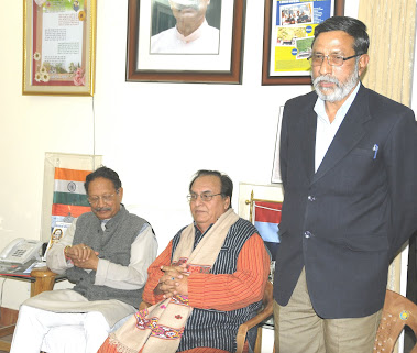 Rajen Todariya Addressing Book Release Fuction at C.M. Residence Dehradun