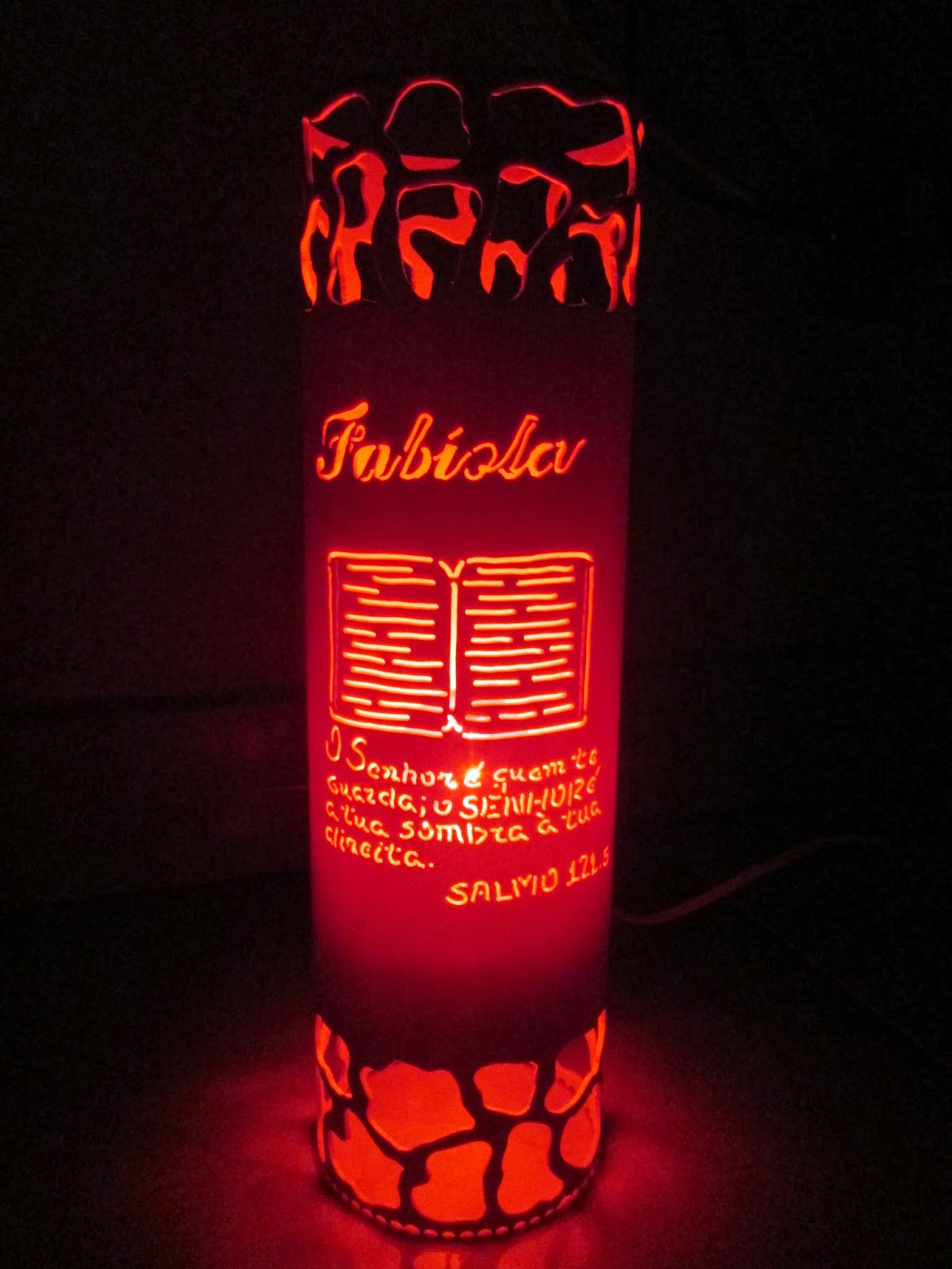 Vanessa Luminárias em PVC Luminária Biblíca