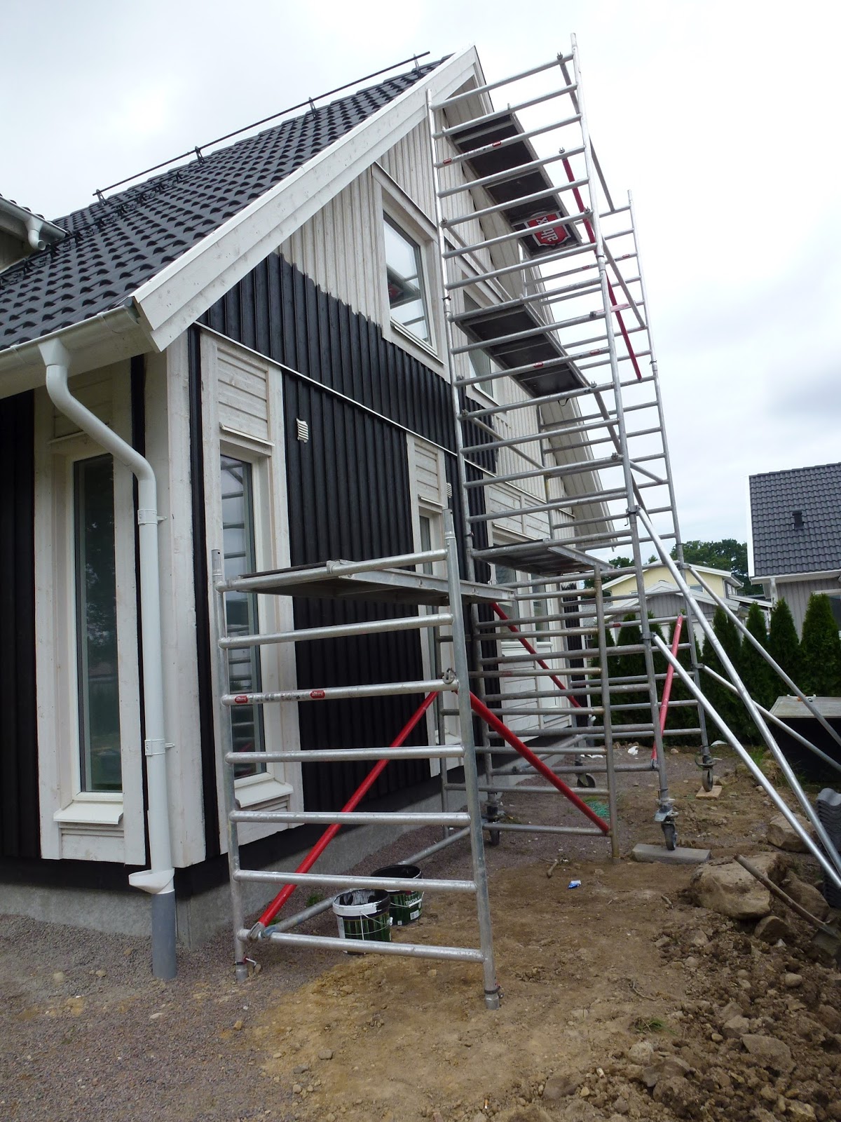 Vi byggar villa kalmar från smålandsvillan = : målning ...