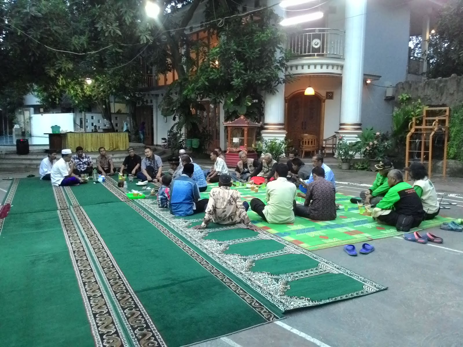 BUKBER - TEMPAT JZ30OBB