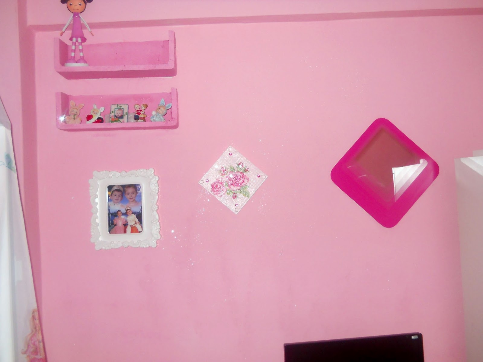 Mavi Sofra&hellip;.. Her yer boya reklamı boyamadan olmazdı))