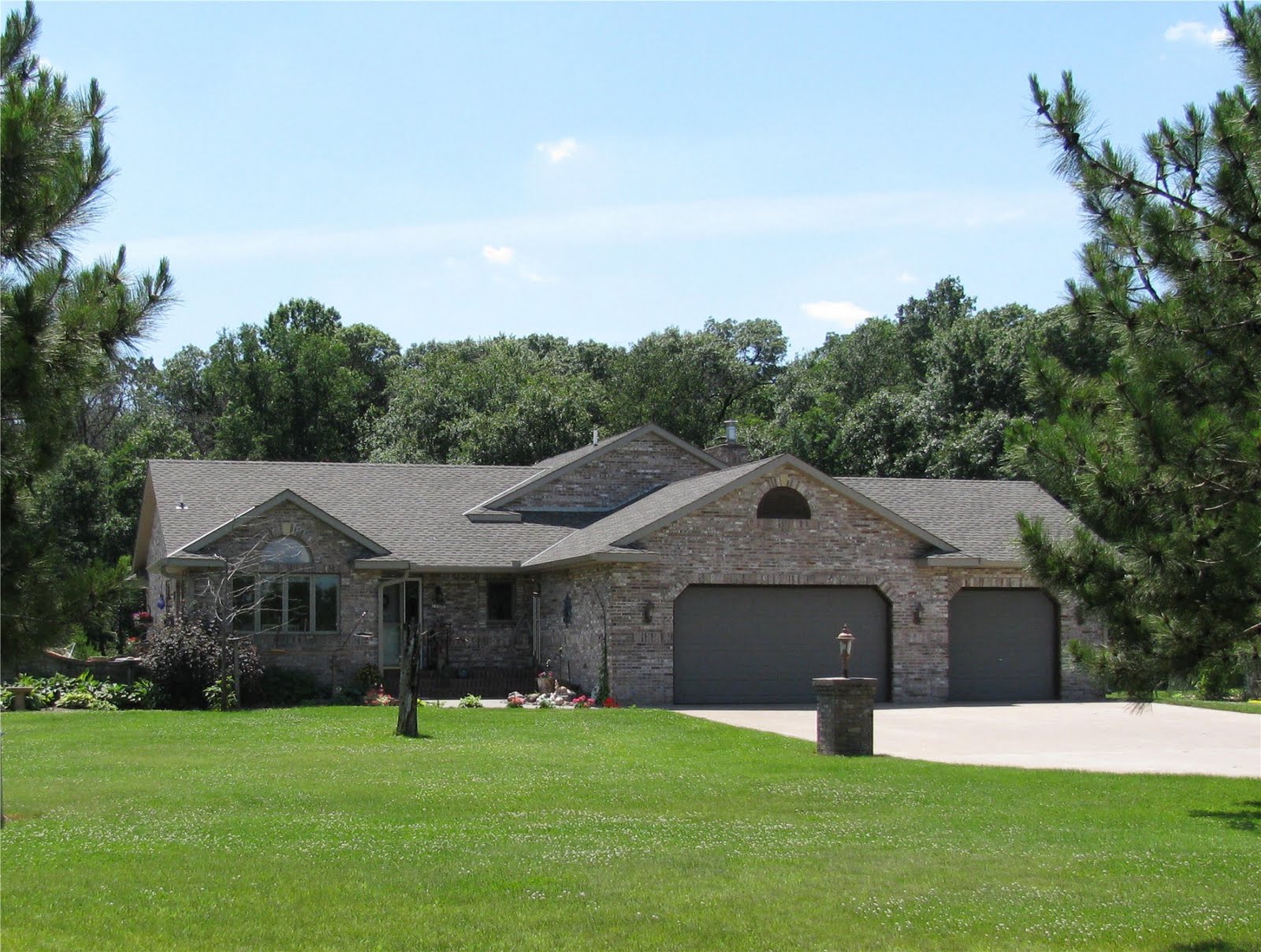 Mid Year 2011 Real Estate Market Statistics for Linwood, MNIncluding