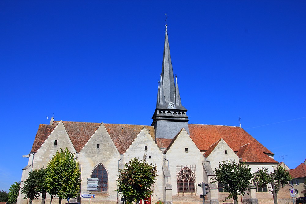 Photos d'Eglises SAINT ANDRE LES VERGERS (10) église Saint André