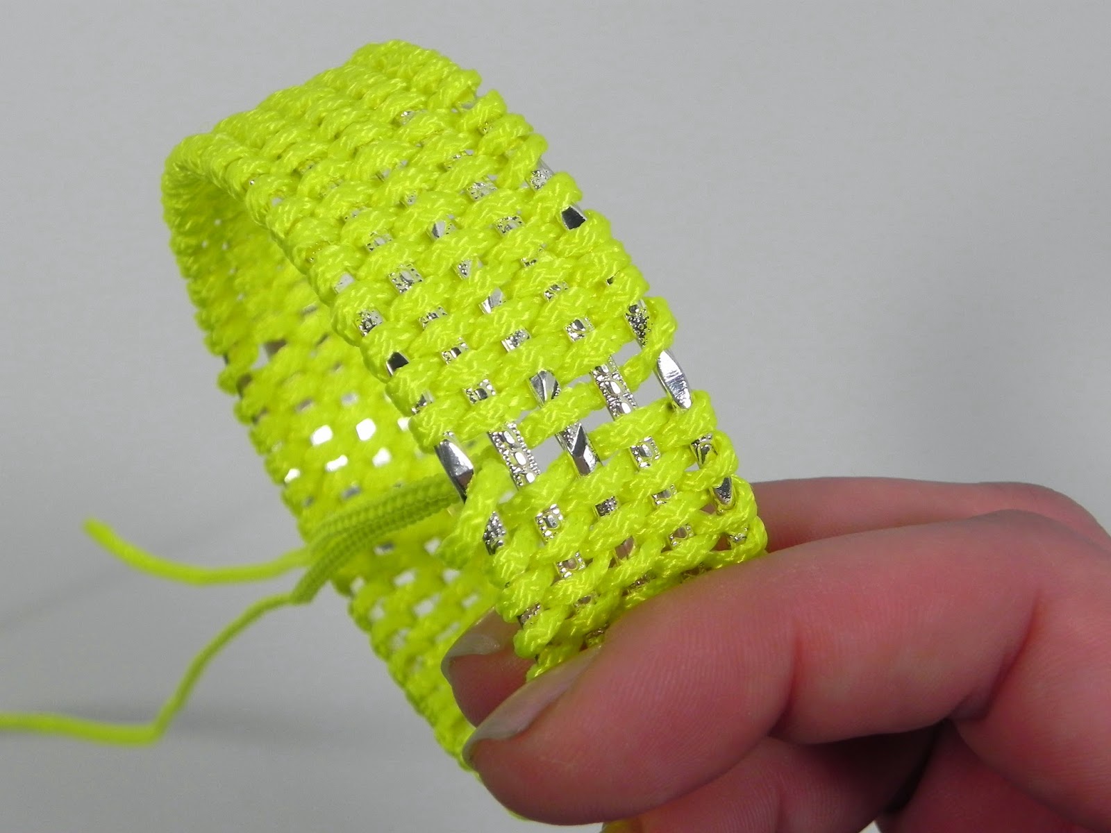 Smart n Snazzy DIY Woven Bangle Bracelets