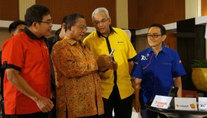 petinggi operator ilustrasi percobaan emoney