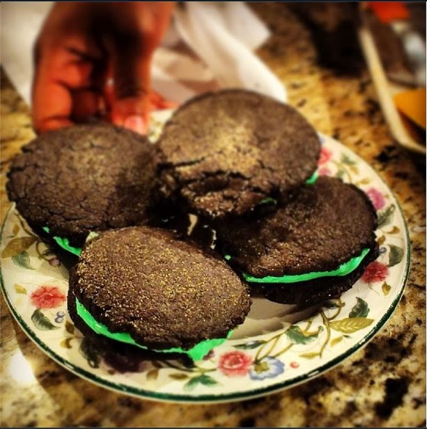 Dark Chocolate Christmas Cookies #BakedByMcCormick ~ Nik Snacks