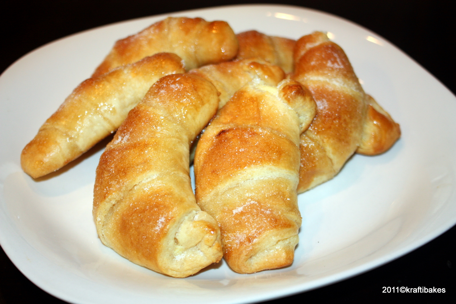Baking and Caking for Beginners Easy Cheese Rolls (Porto's Bakery