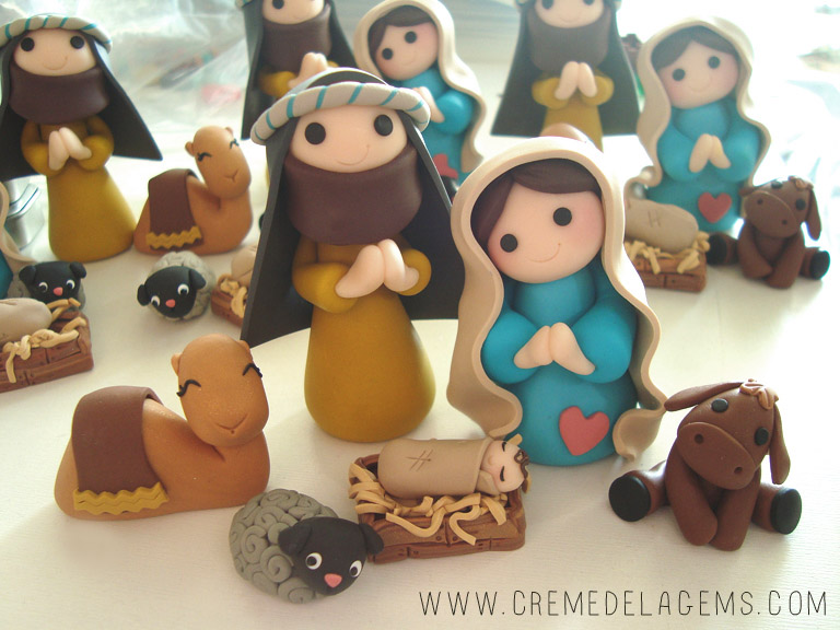 Creme de la Gems 2011 Nativity Set {creme de la gems style}